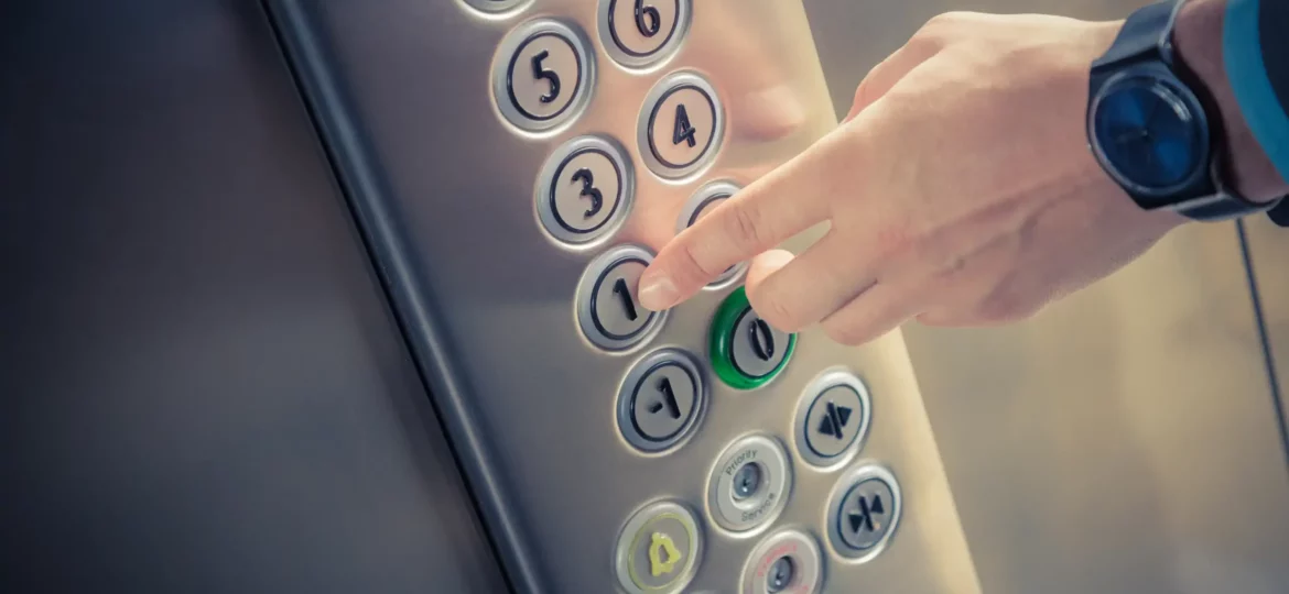 Elevator Safety & Etiquette